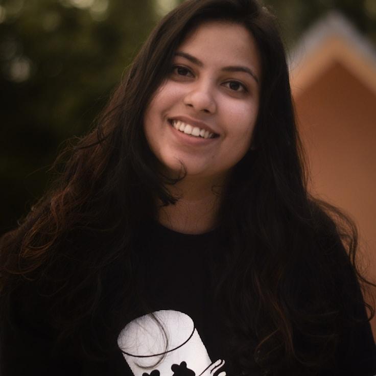 Jordan Singh, Client Relations Director, discussing corporate gifting strategy with business clients